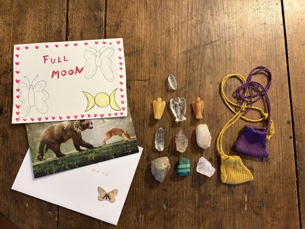 願いを叶えるクリスタル