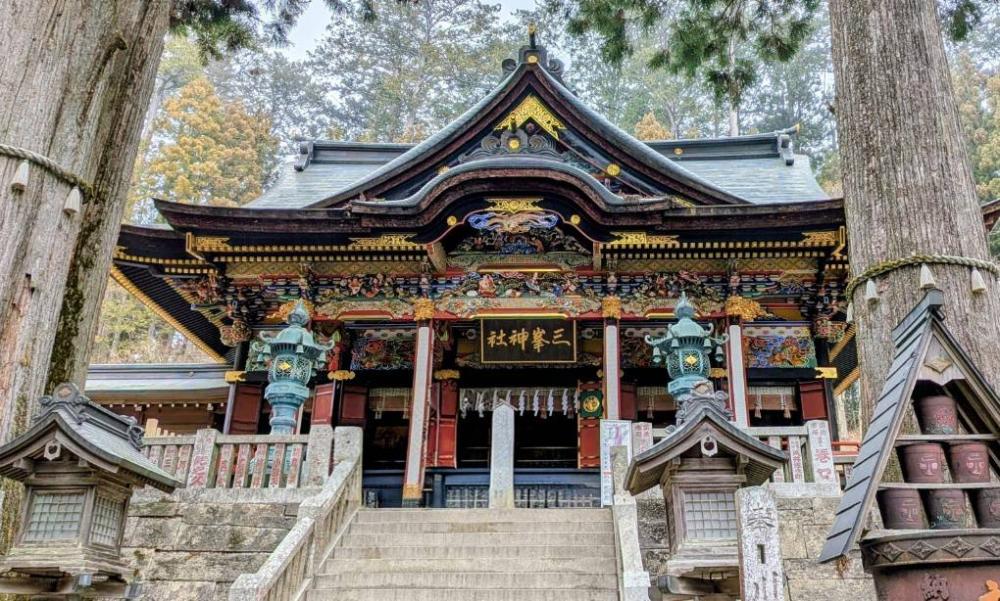 三峯神社へ