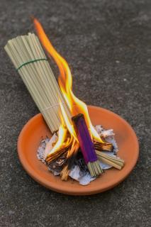 送り火で“心の荷物”を手放す日