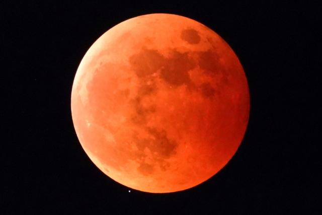 間もなくワームムーン