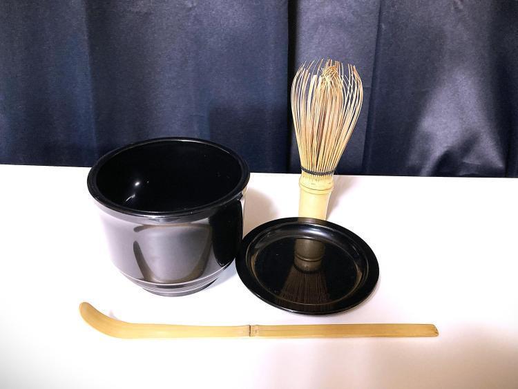 「みじめ」で、得な人？